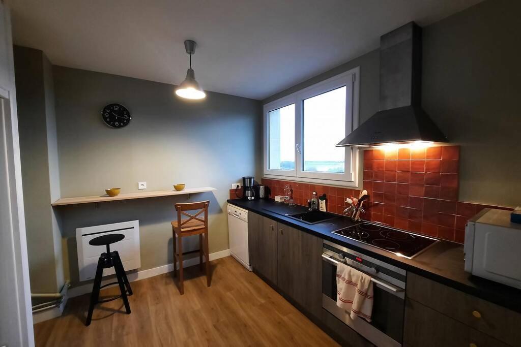 Appartement 70M² 3 Chambres Avec 3 Lits 2 Places Troyes Exterior photo